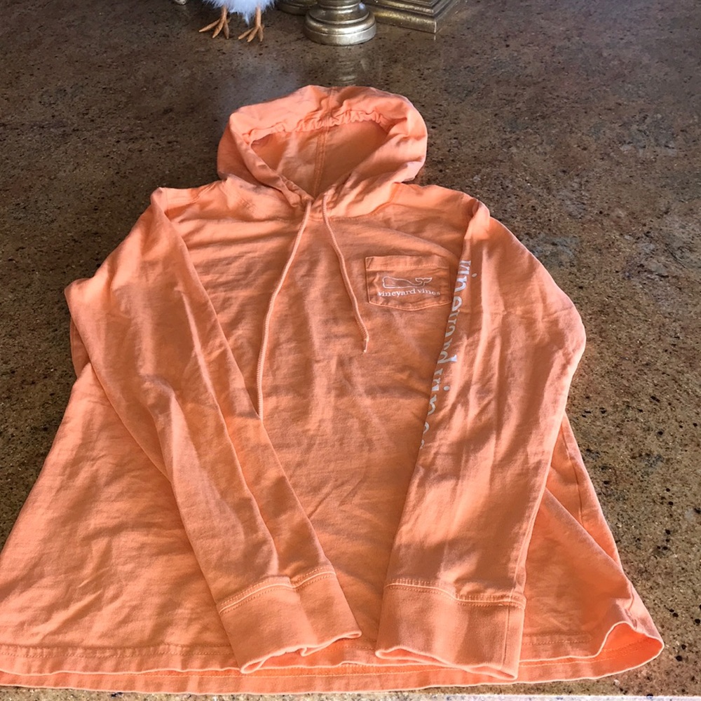 Vineyard Vines hoodie long sleeve tee shirt.